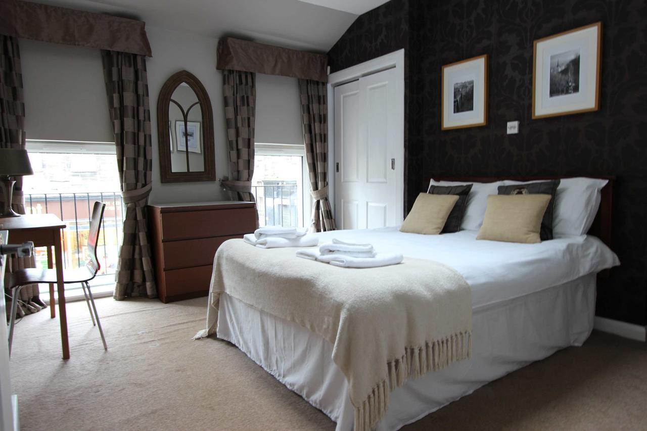 Haymarket Apartment Edinburgh Room photo
